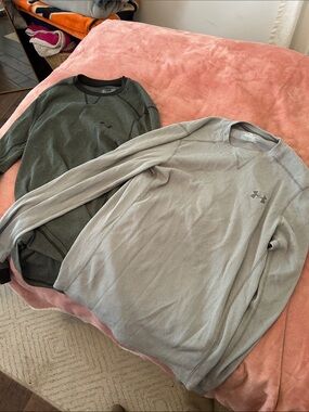 Under Armour Men's Long-Sleeve Crew in Gray and Olive